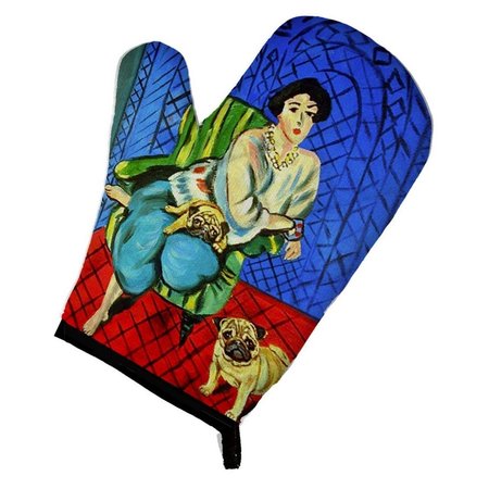 CAROLINES TREASURES Lady with Her Fawn Pug Oven Mitt 7072OVMT